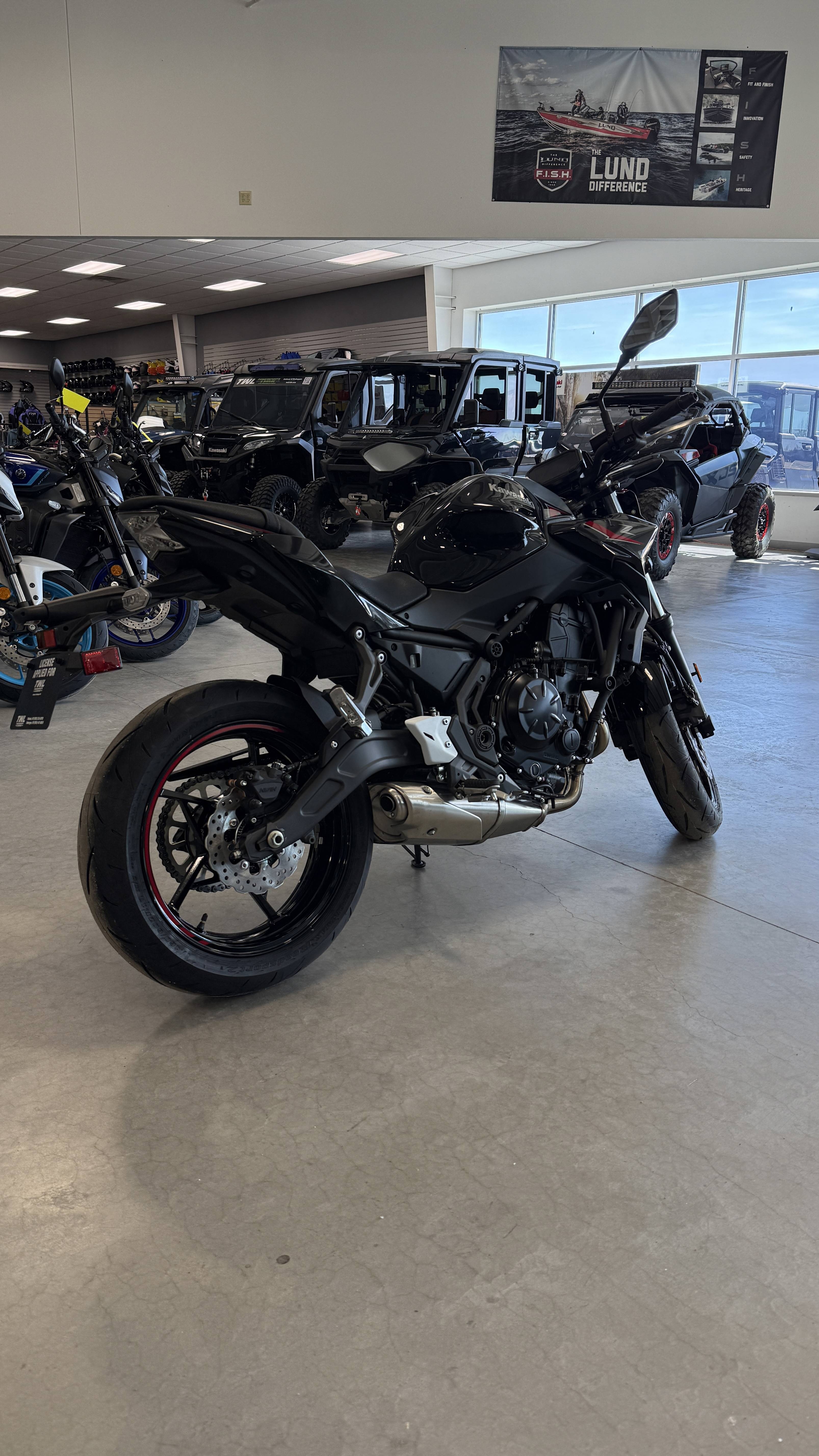 2025 Kawasaki Z650 MOTORCYCLE