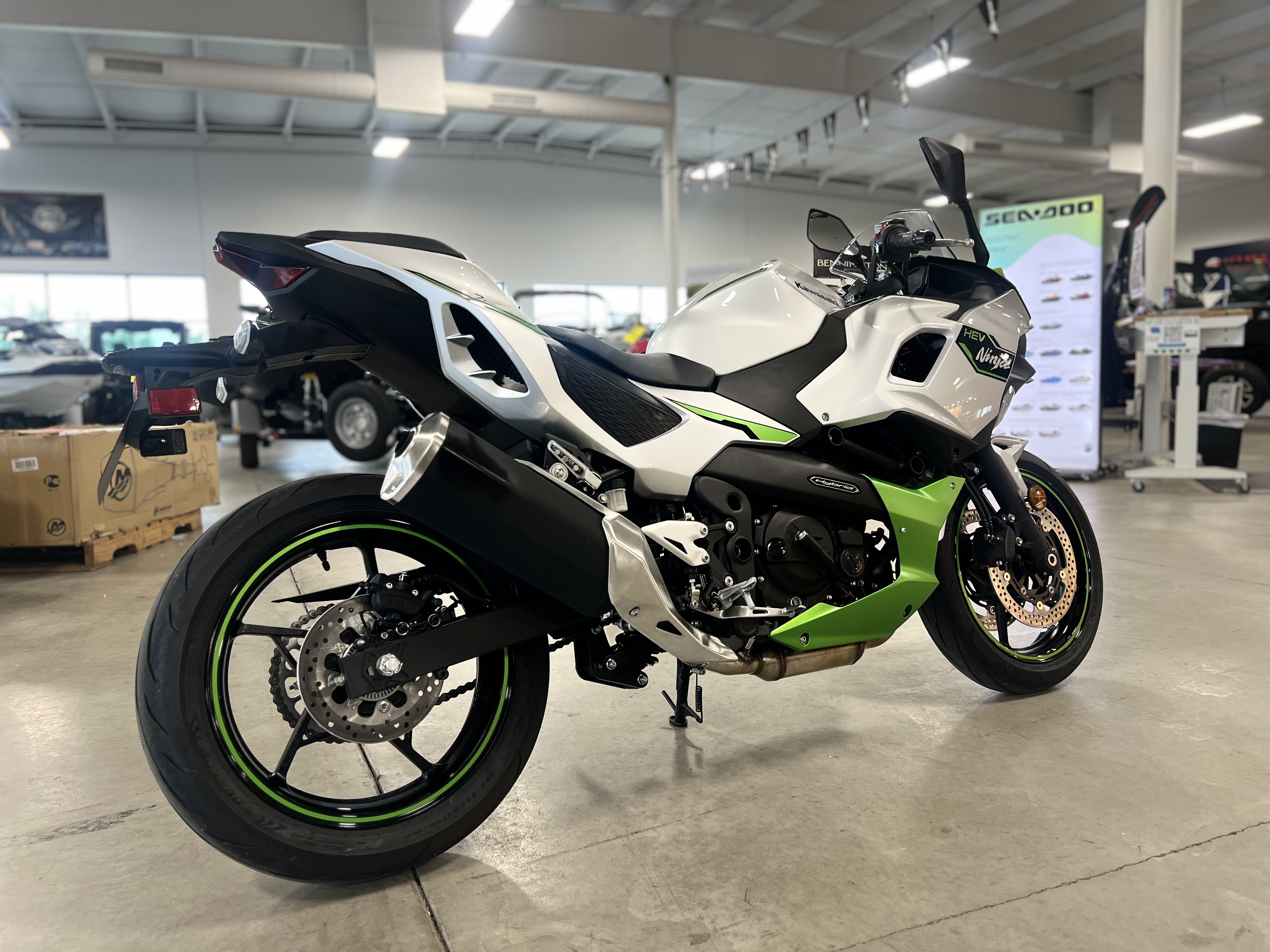 2024 Kawasaki NINJA 7 HYBRID ABS MOTORCYCLE