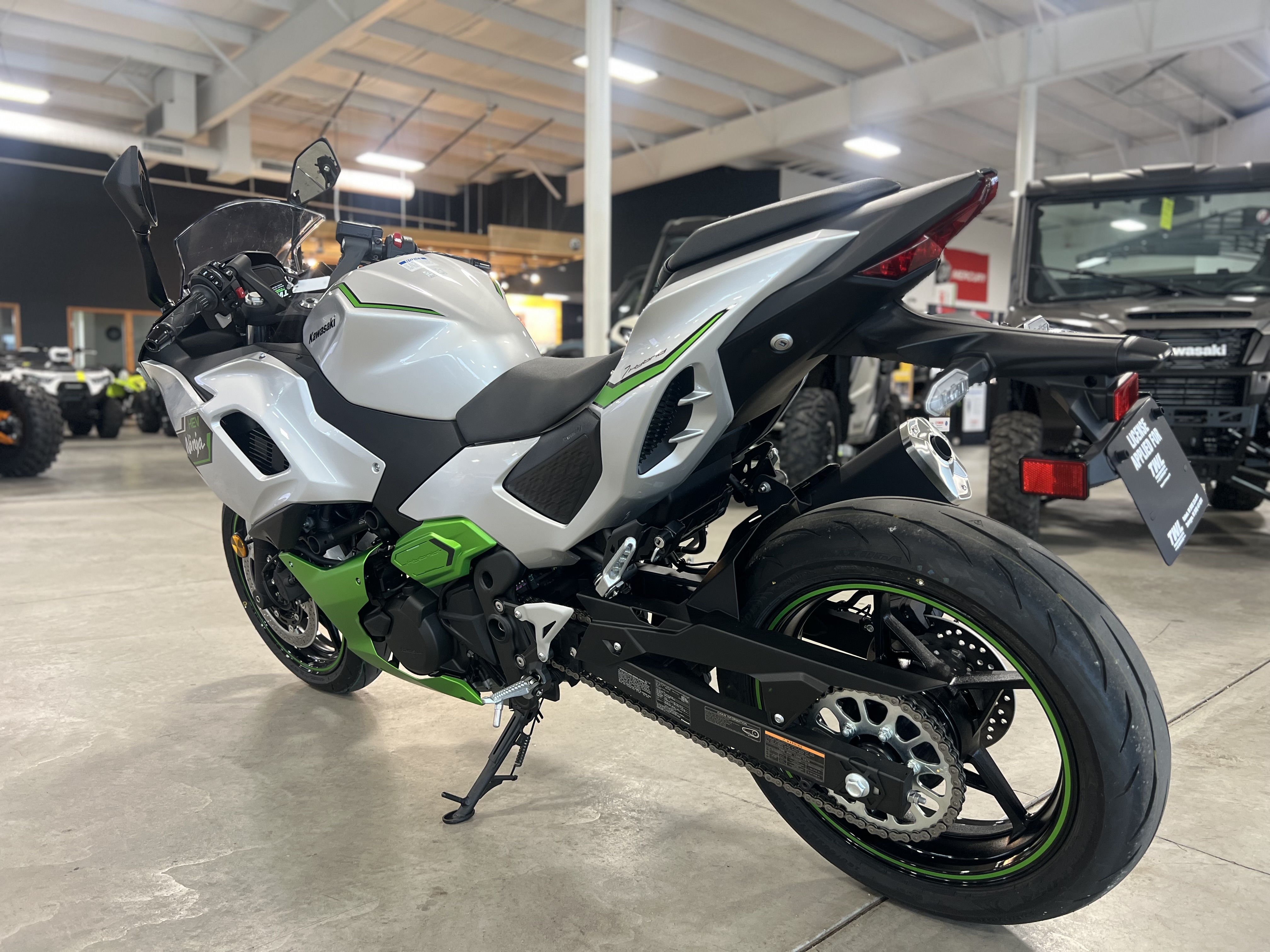 2024 Kawasaki NINJA 7 HYBRID ABS MOTORCYCLE