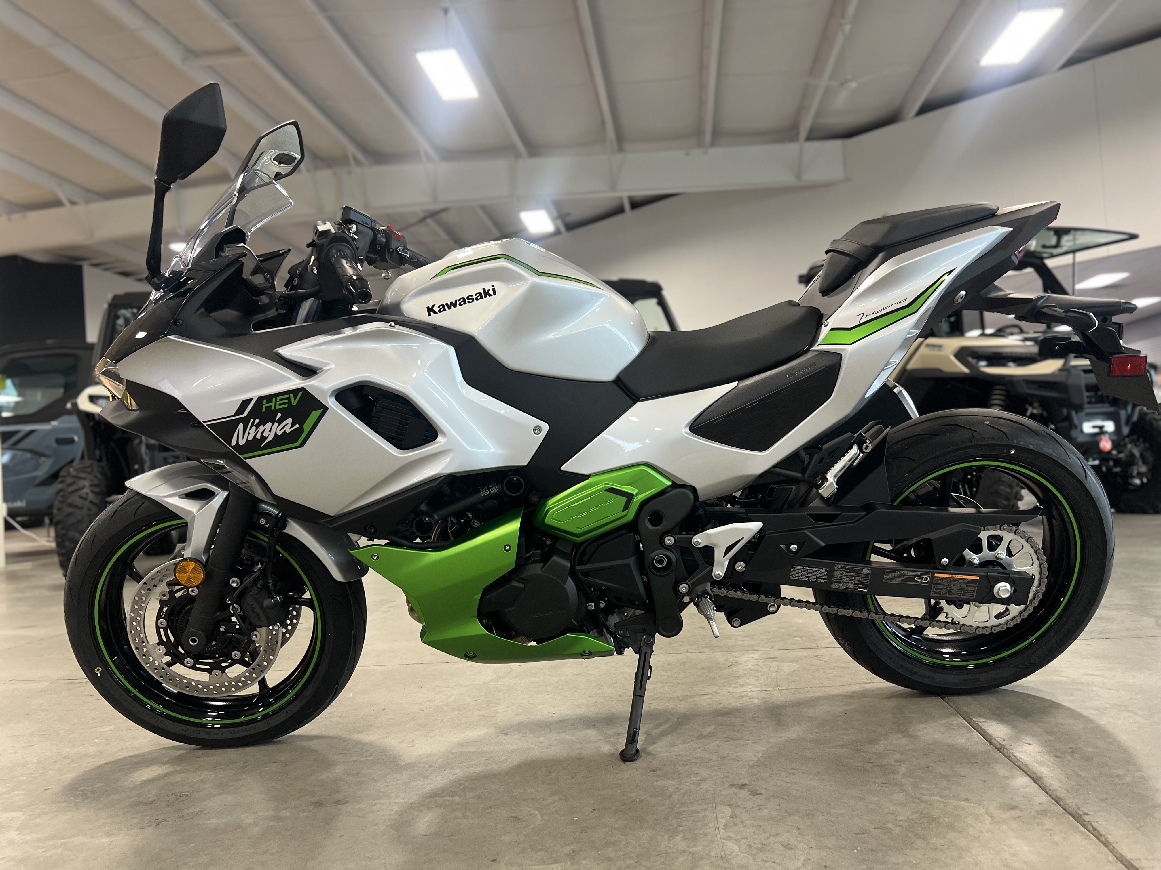 2024 Kawasaki NINJA 7 HYBRID ABS MOTORCYCLE