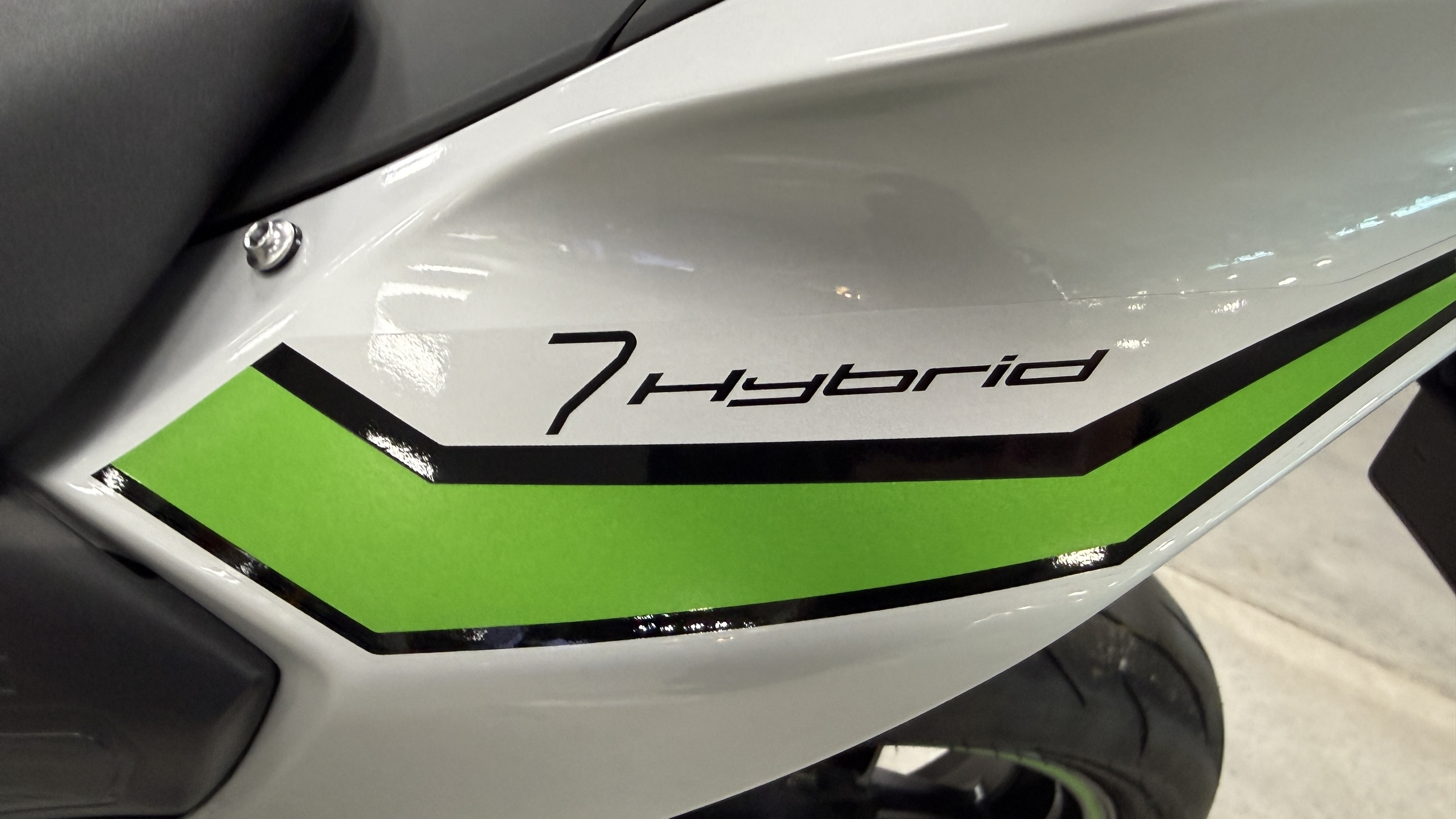 2024 Kawasaki NINJA 7 HYBRID ABS MOTORCYCLE