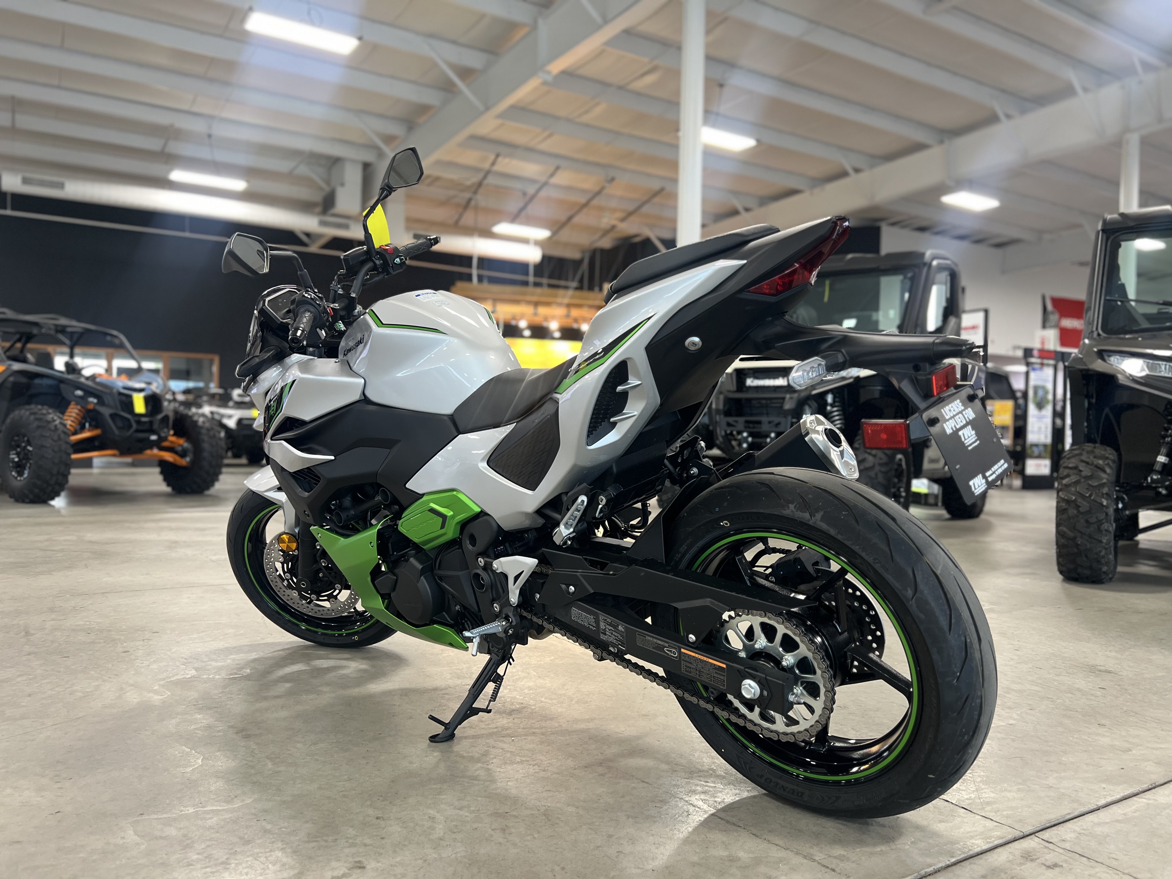 2024 Kawasaki Z7 HYBRID ABS MOTORCYCLE