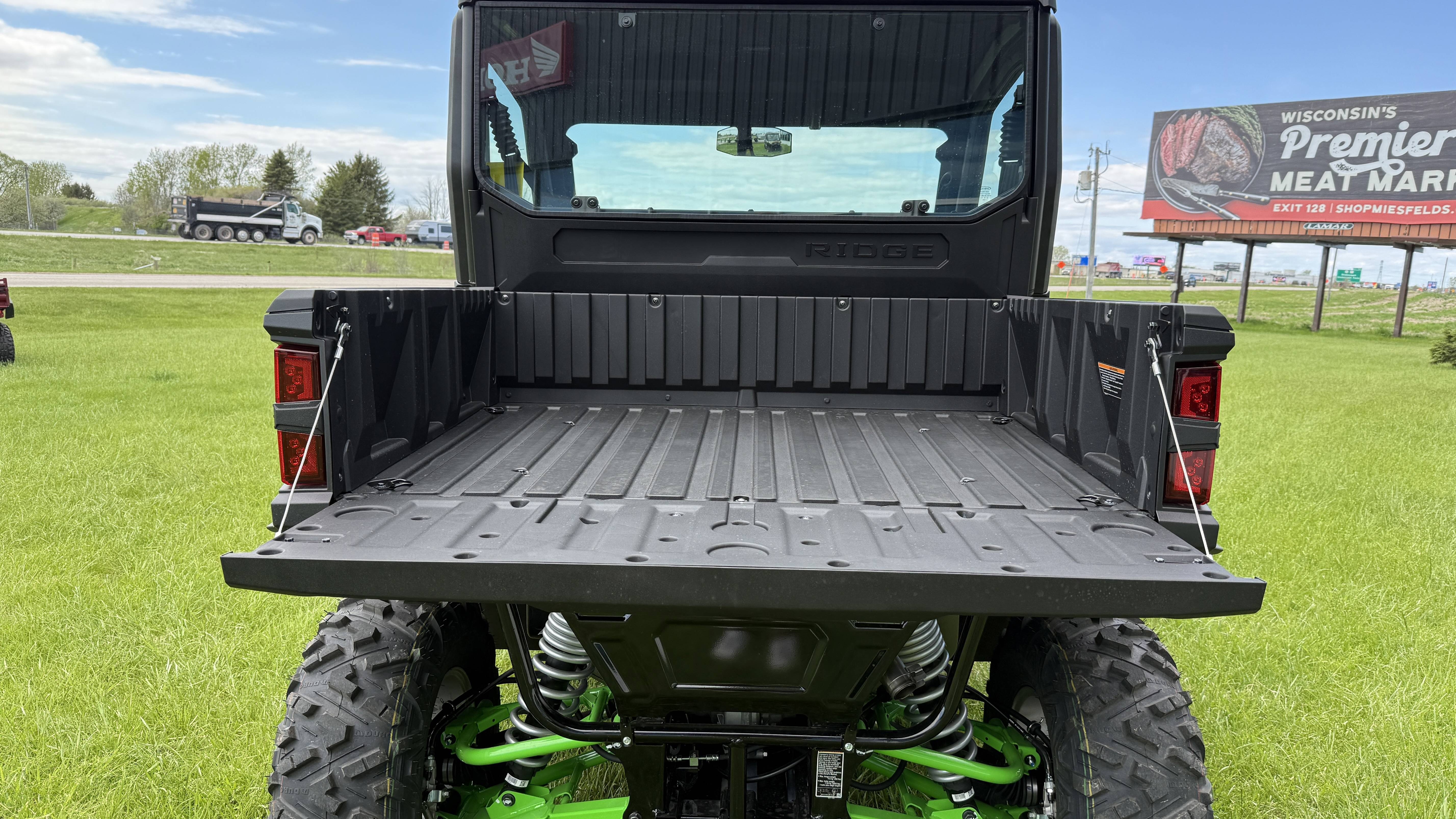 2025 Kawasaki RIDGE XR Deluxe HVAC UTILITY