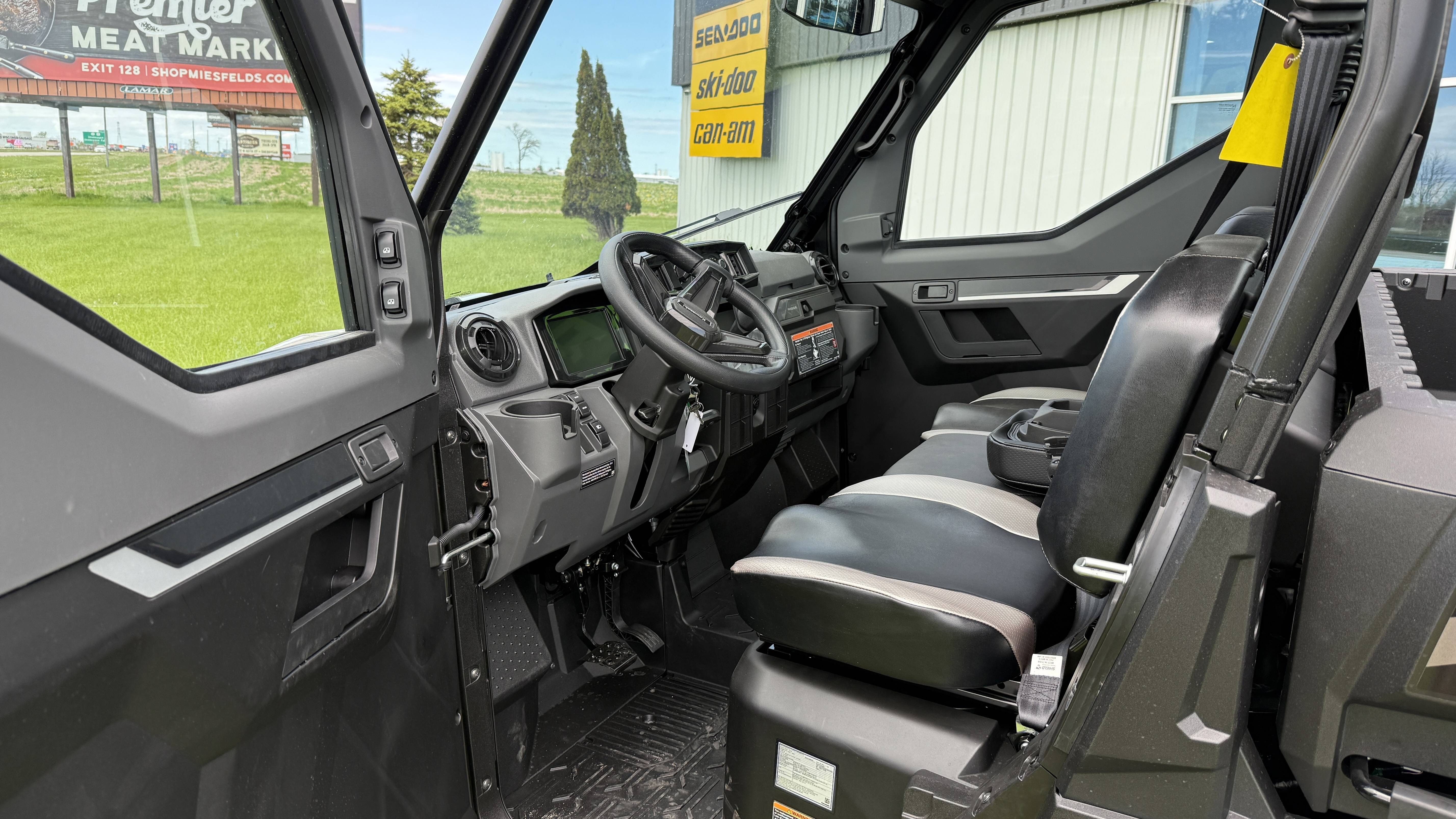 2025 Kawasaki RIDGE XR Deluxe HVAC UTILITY