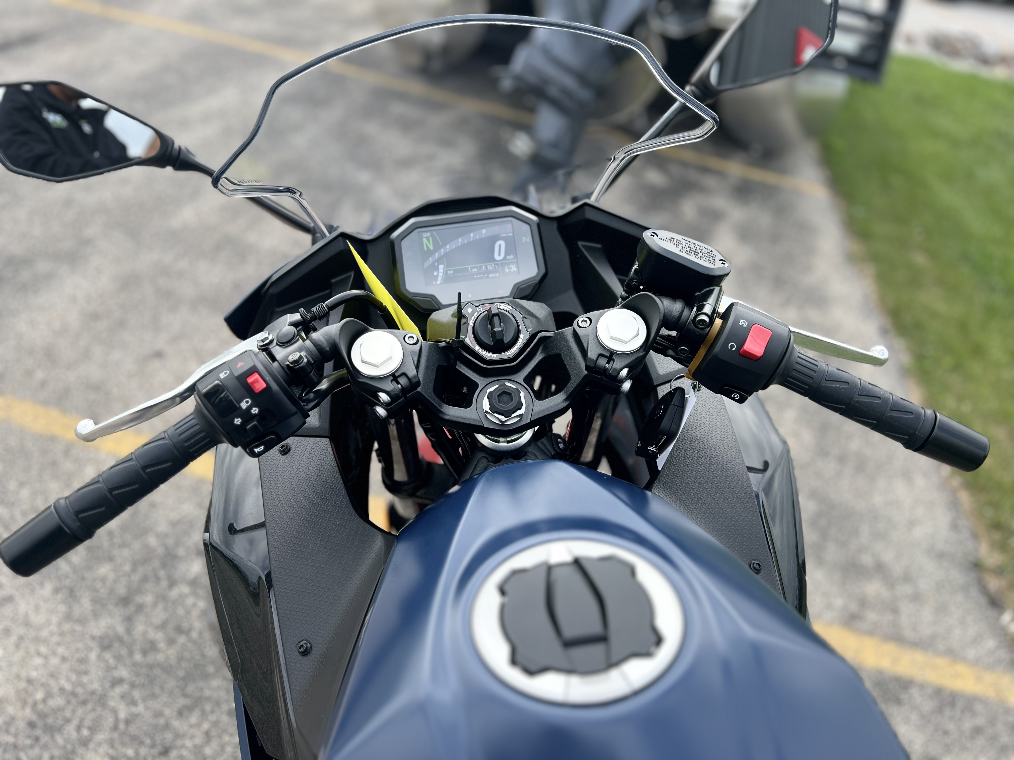 2026 Kawasaki Ninja 500 SE ABS MOTORCYCLE