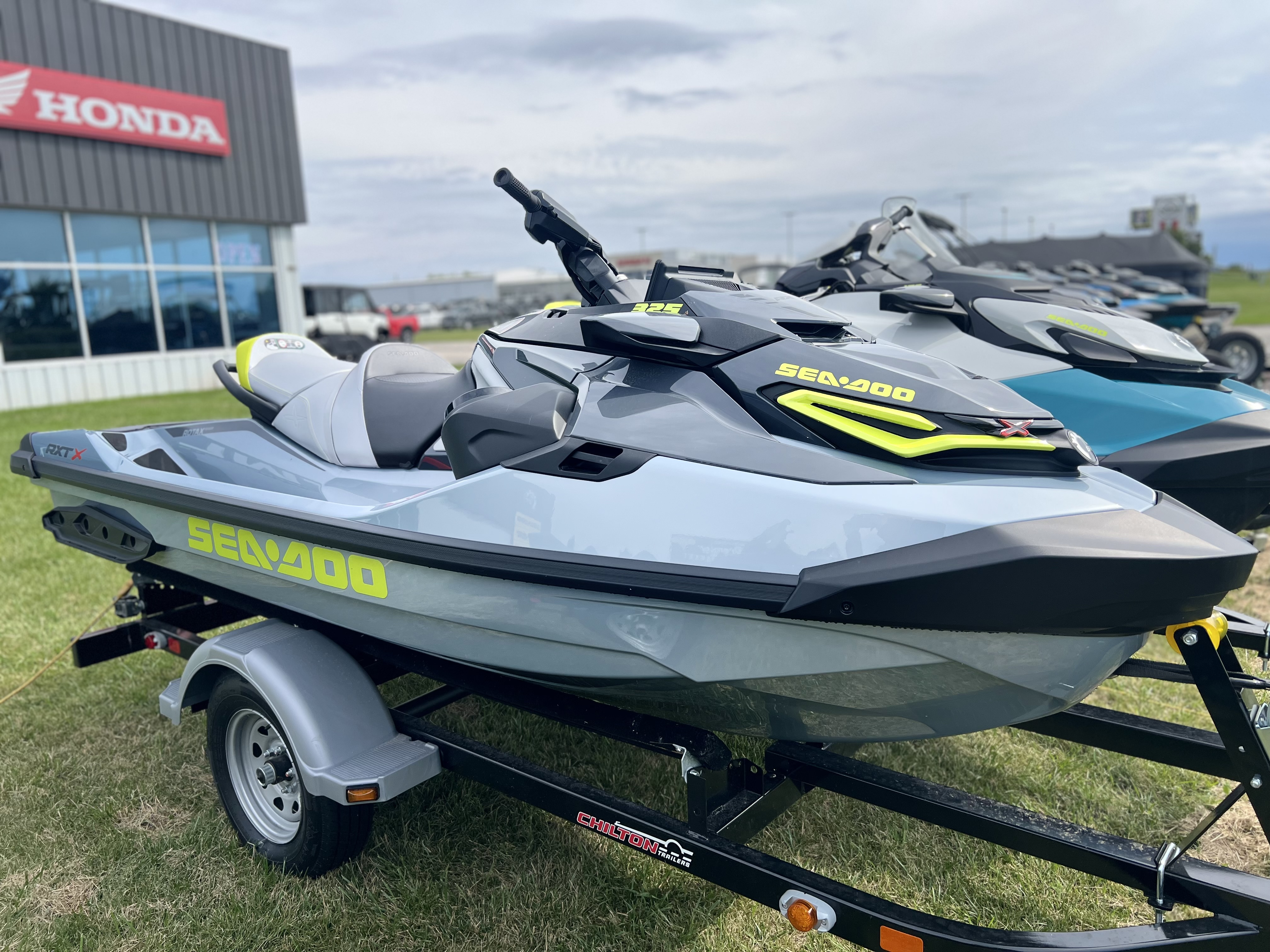 2026 Sea-Doo RXT-X 325 WATERCRAFT