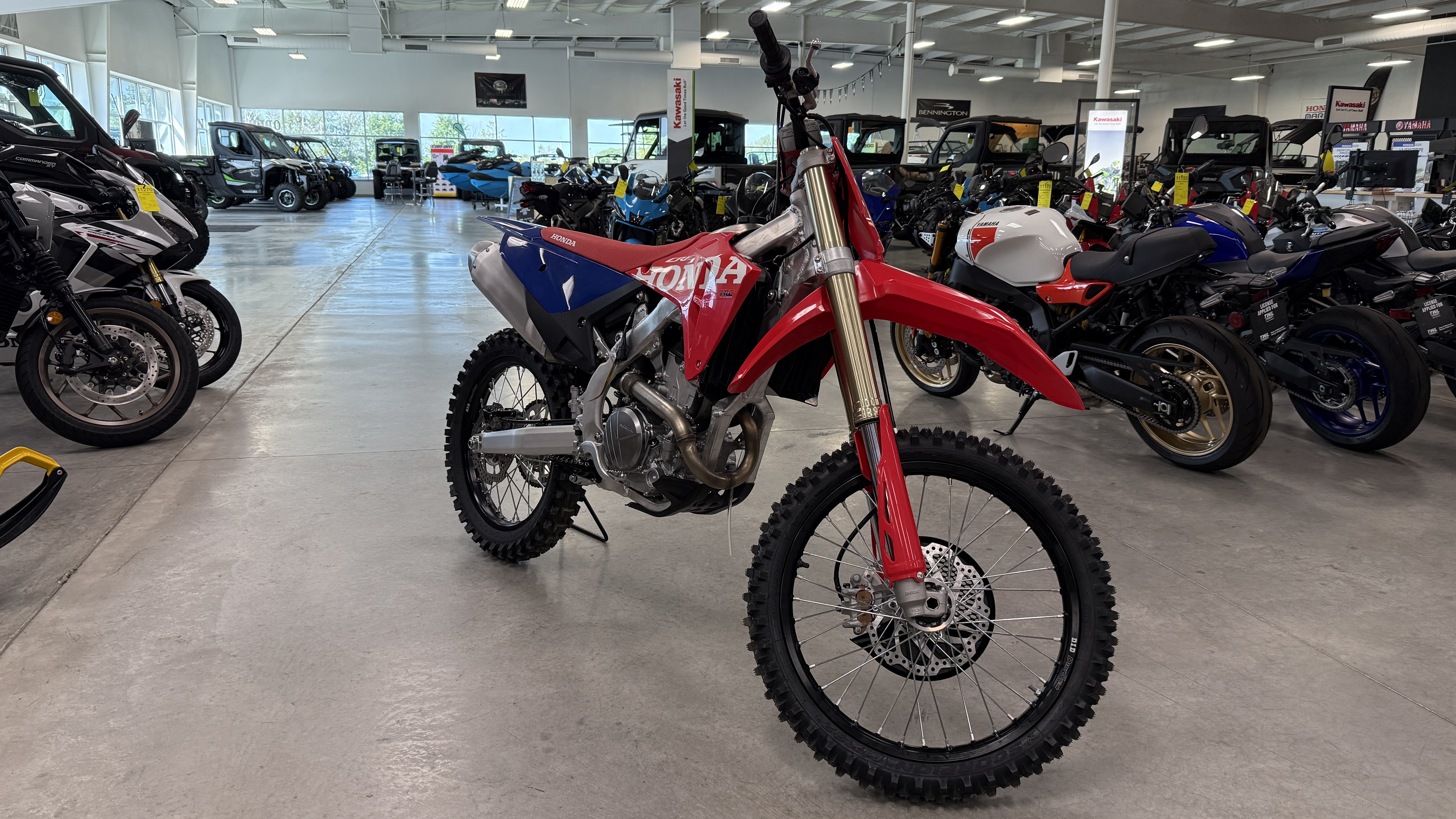 2027 Honda CRF250R MOTORCYCLE