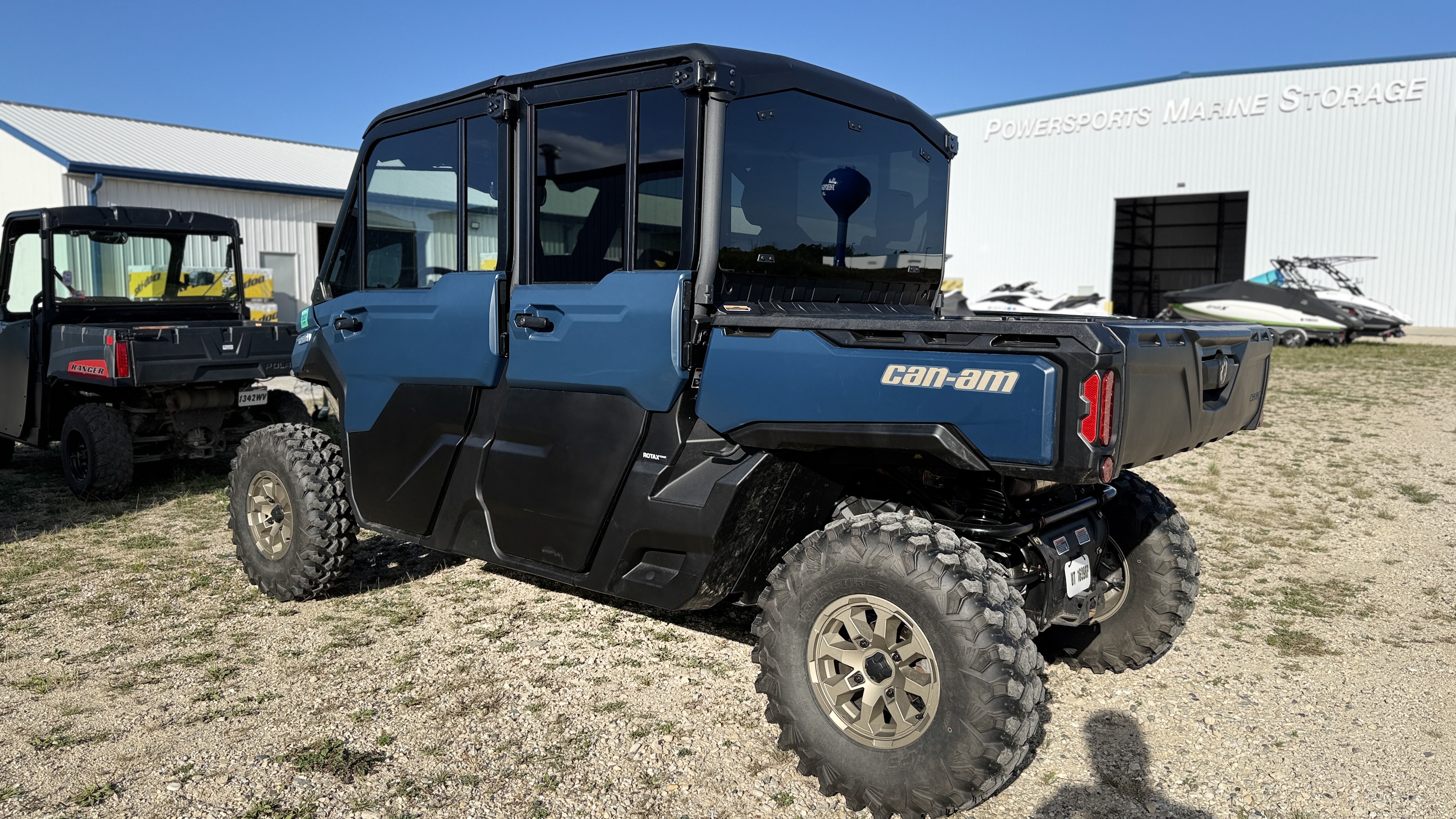 2025 Can-Am Defender Max Limited UTILITY