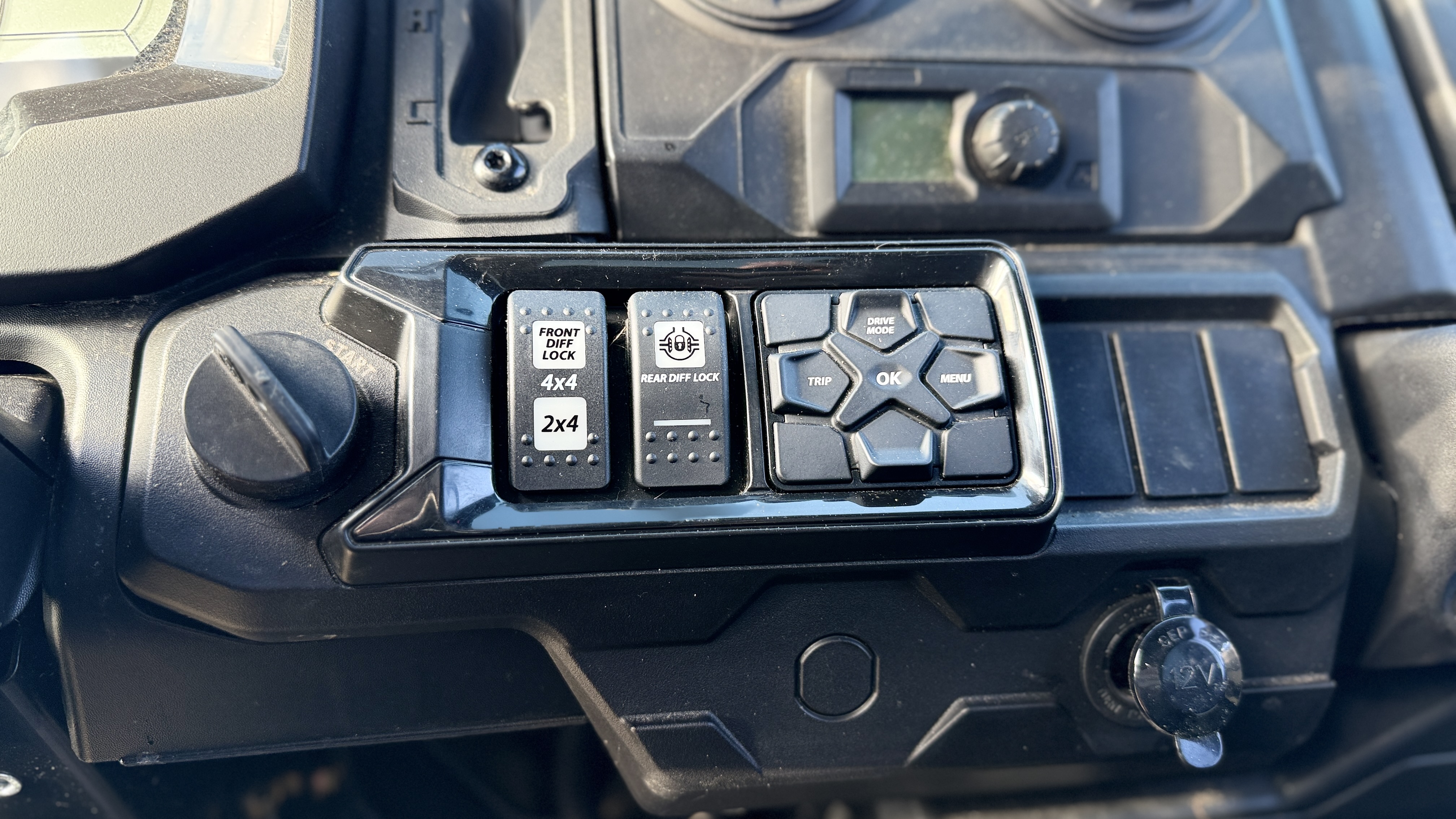2025 Can-Am Defender Max Limited UTILITY