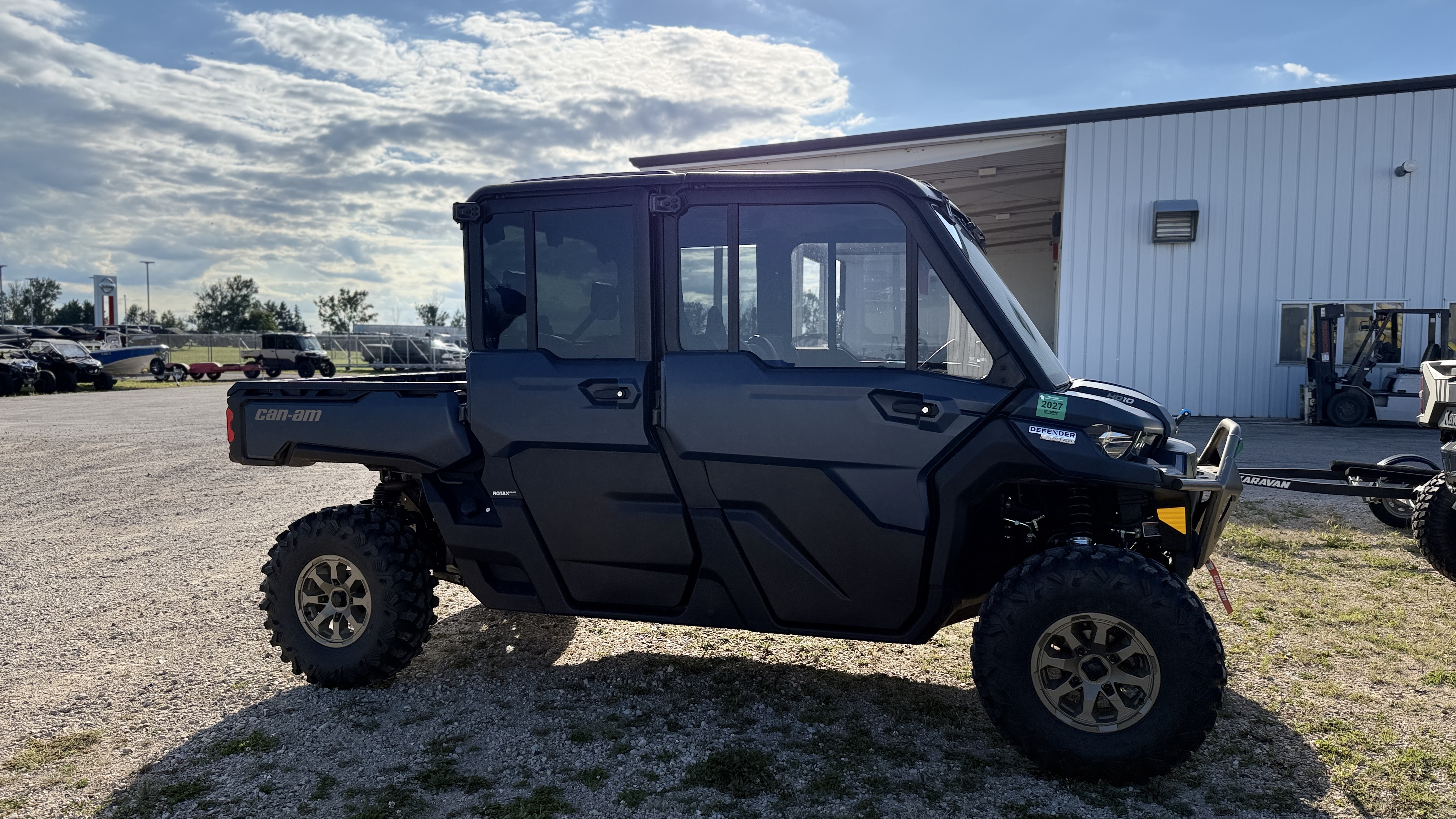 2025 Can-Am Defender Max Limited UTILITY