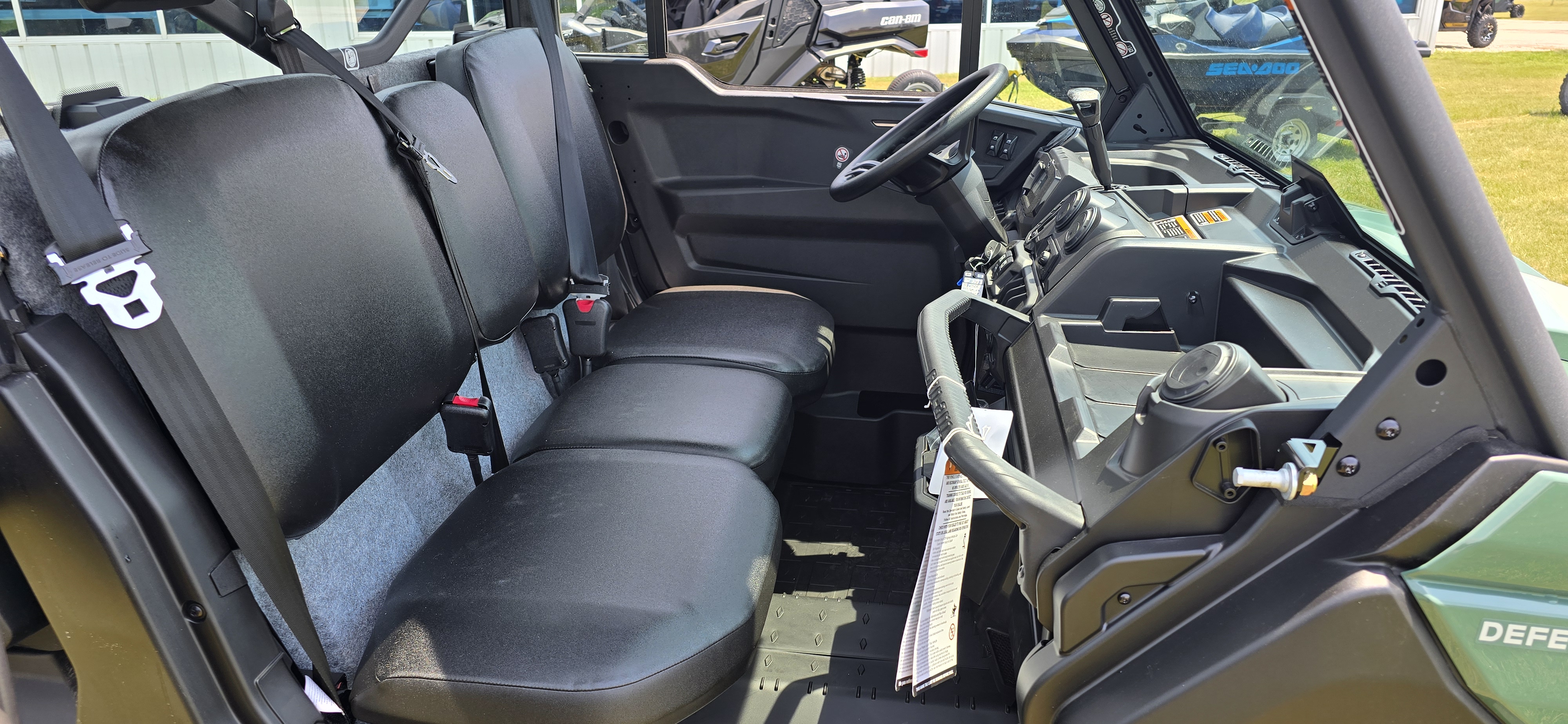 2026 Can-Am Defender DPS CAB HD10 UTILITY