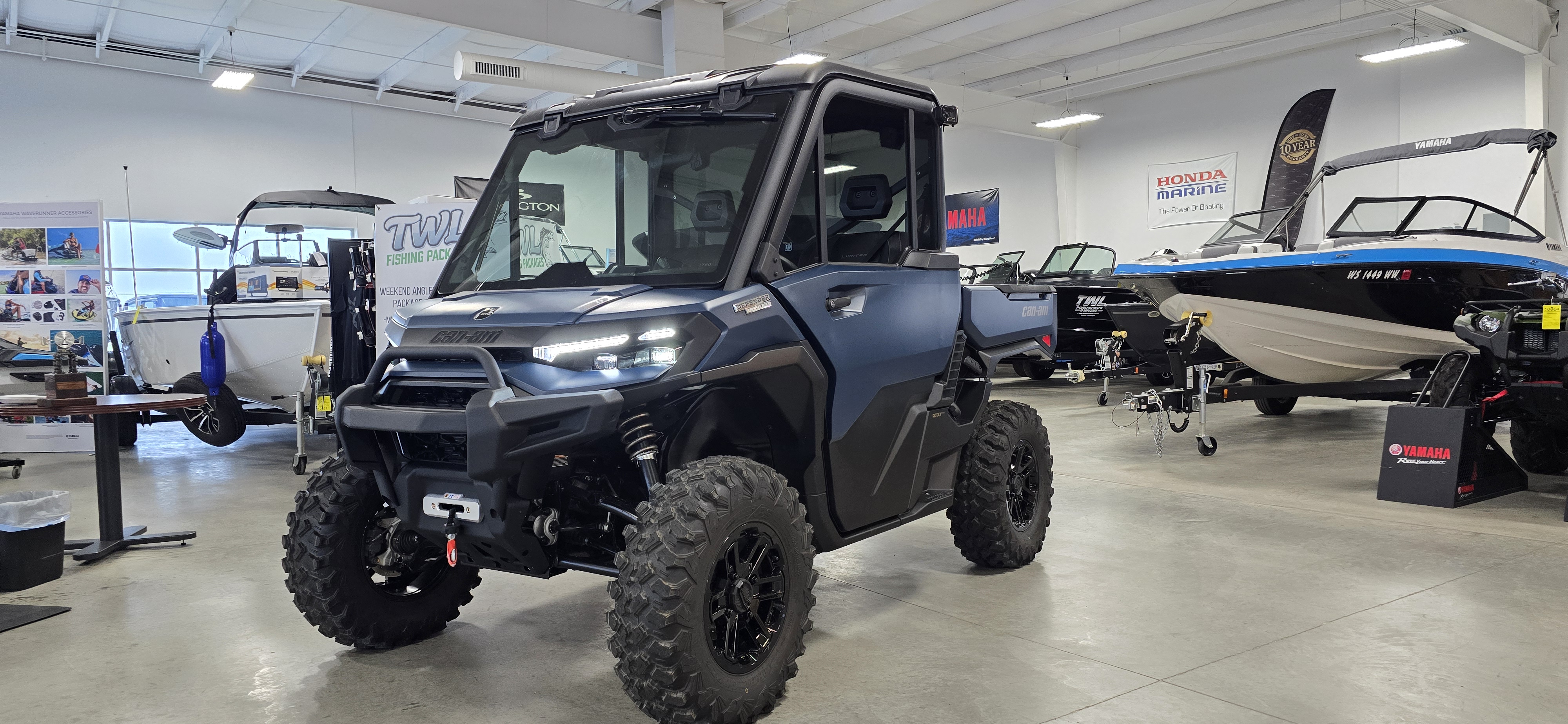 2026 Can-Am Defender Limited HD11 UTILITY