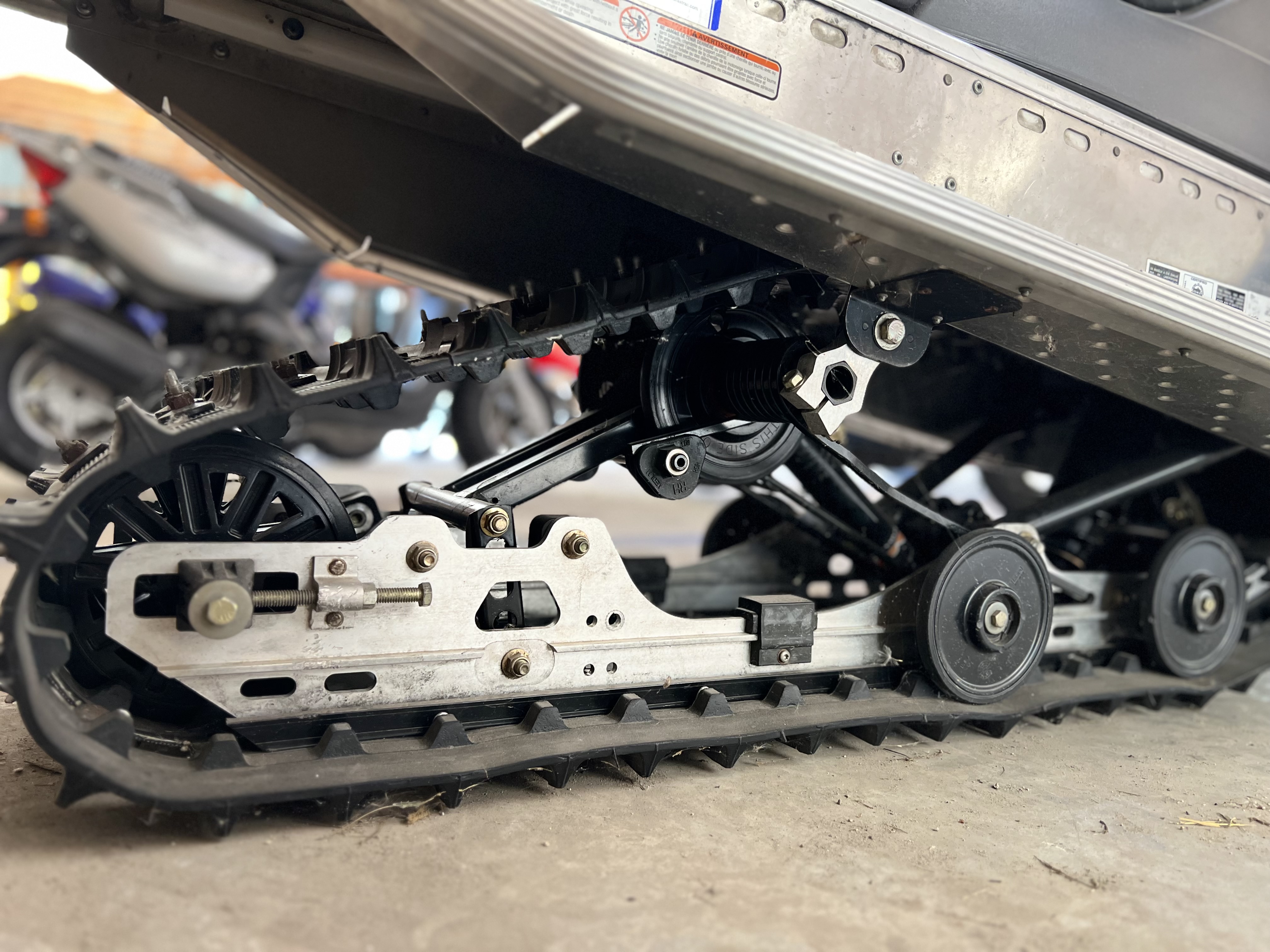 2017 Polaris 600 INDY 121 SNOWMOBILE
