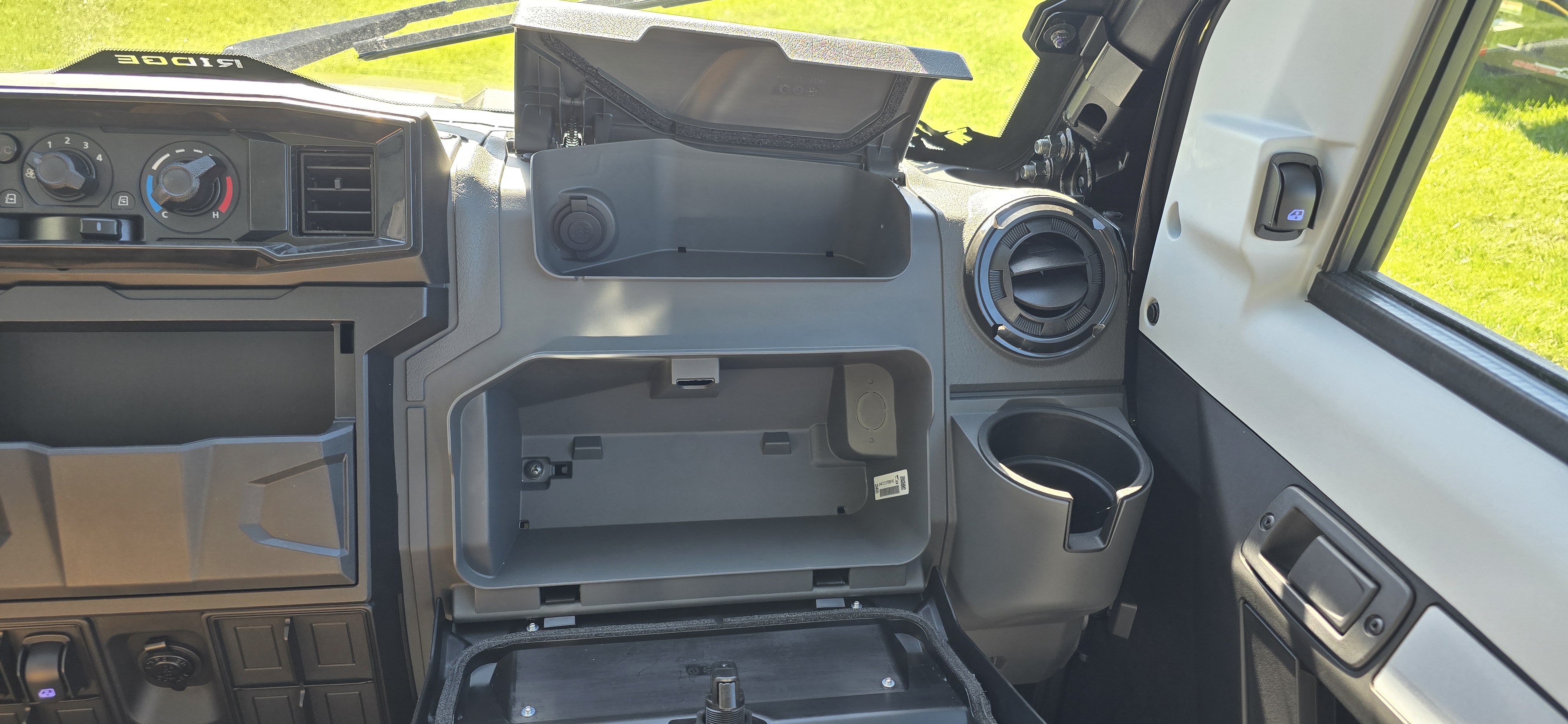 2026 Kawasaki Ridge Crew ST HVAC UTILITY