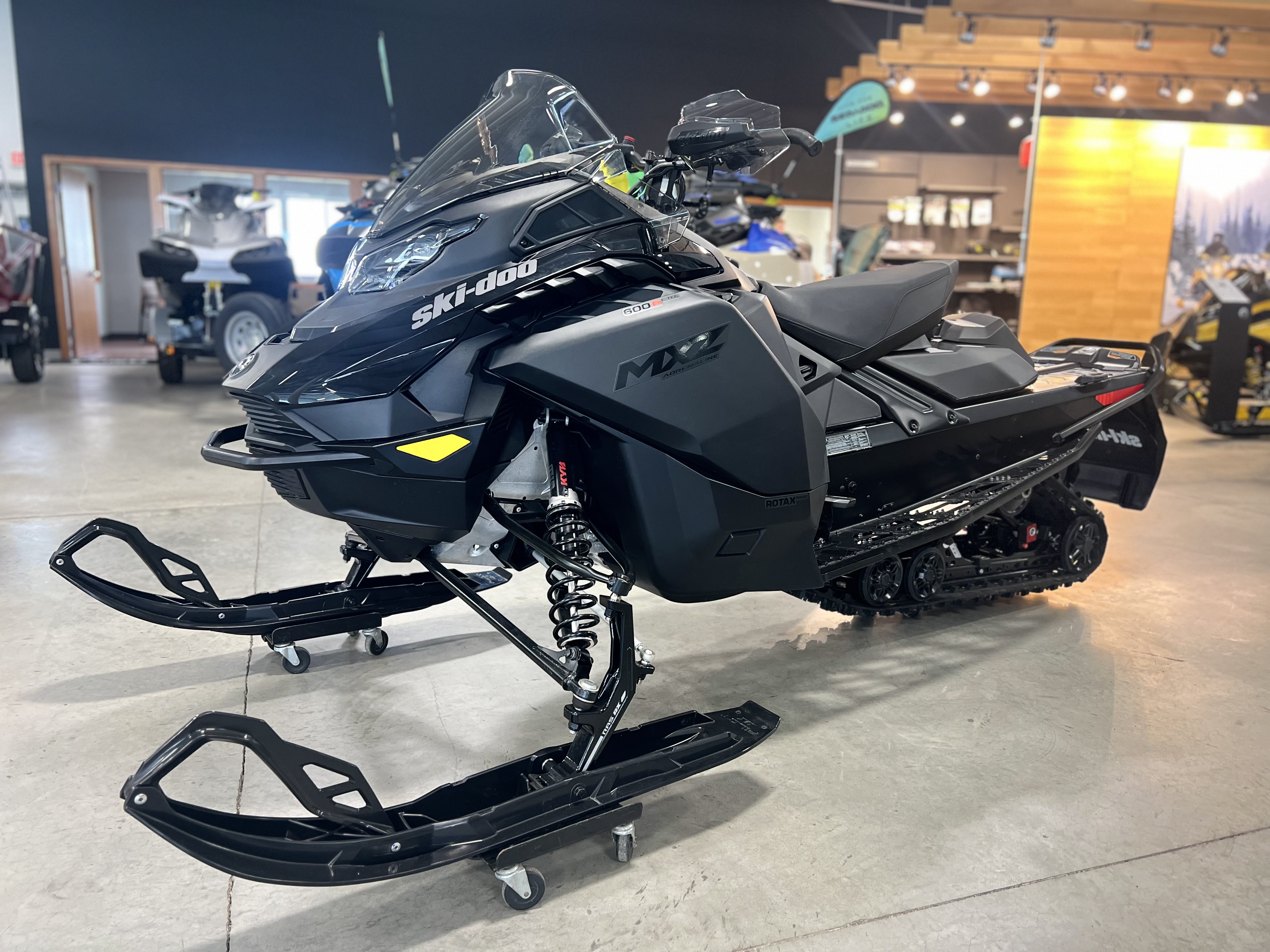 2026 Ski-Doo MXZ Adrenaline 600R E-TEC SNOWMOBILE