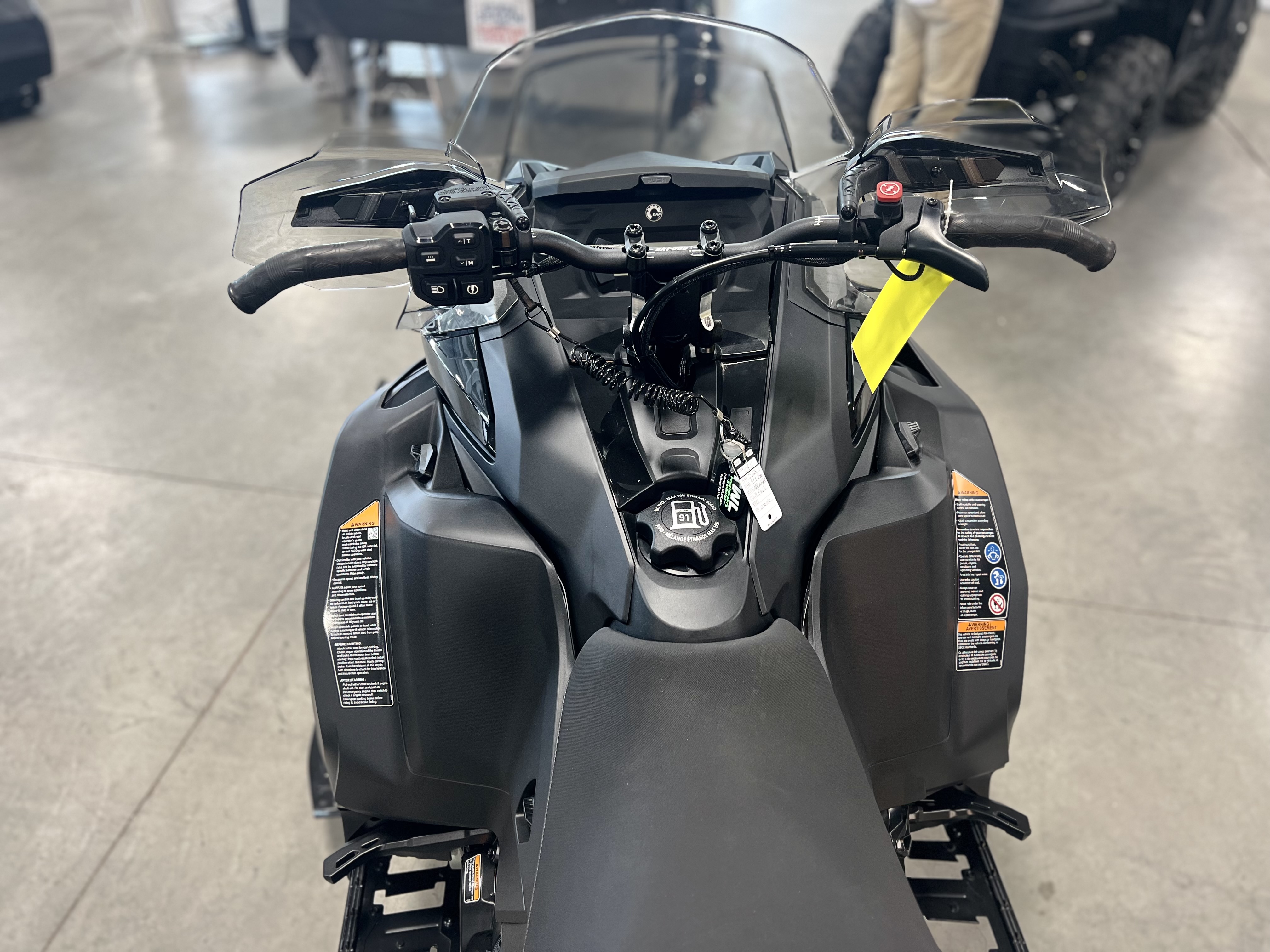 2026 Ski-Doo MXZ Adrenaline 600R E-TEC SNOWMOBILE