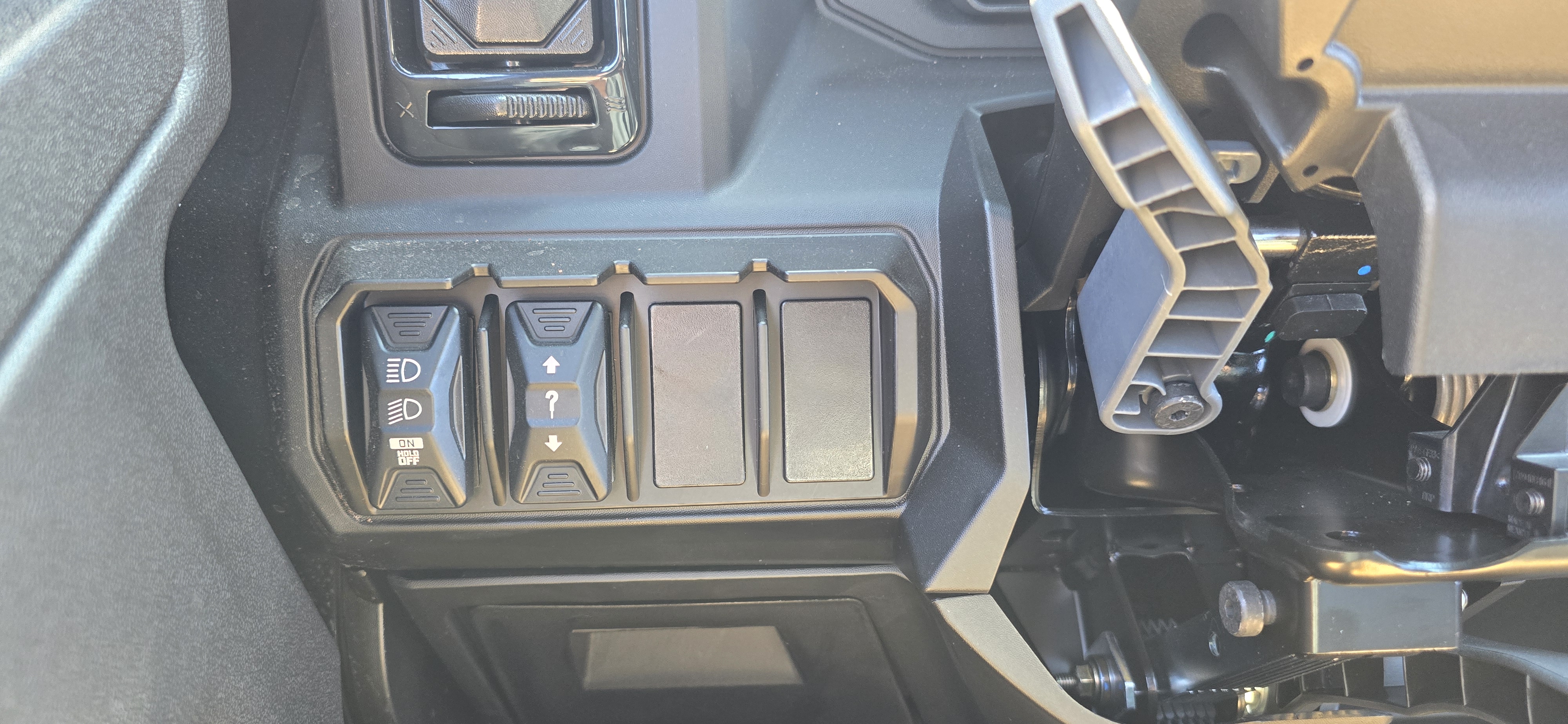 2027 Can-Am Defender Limited HD11 UTILITY