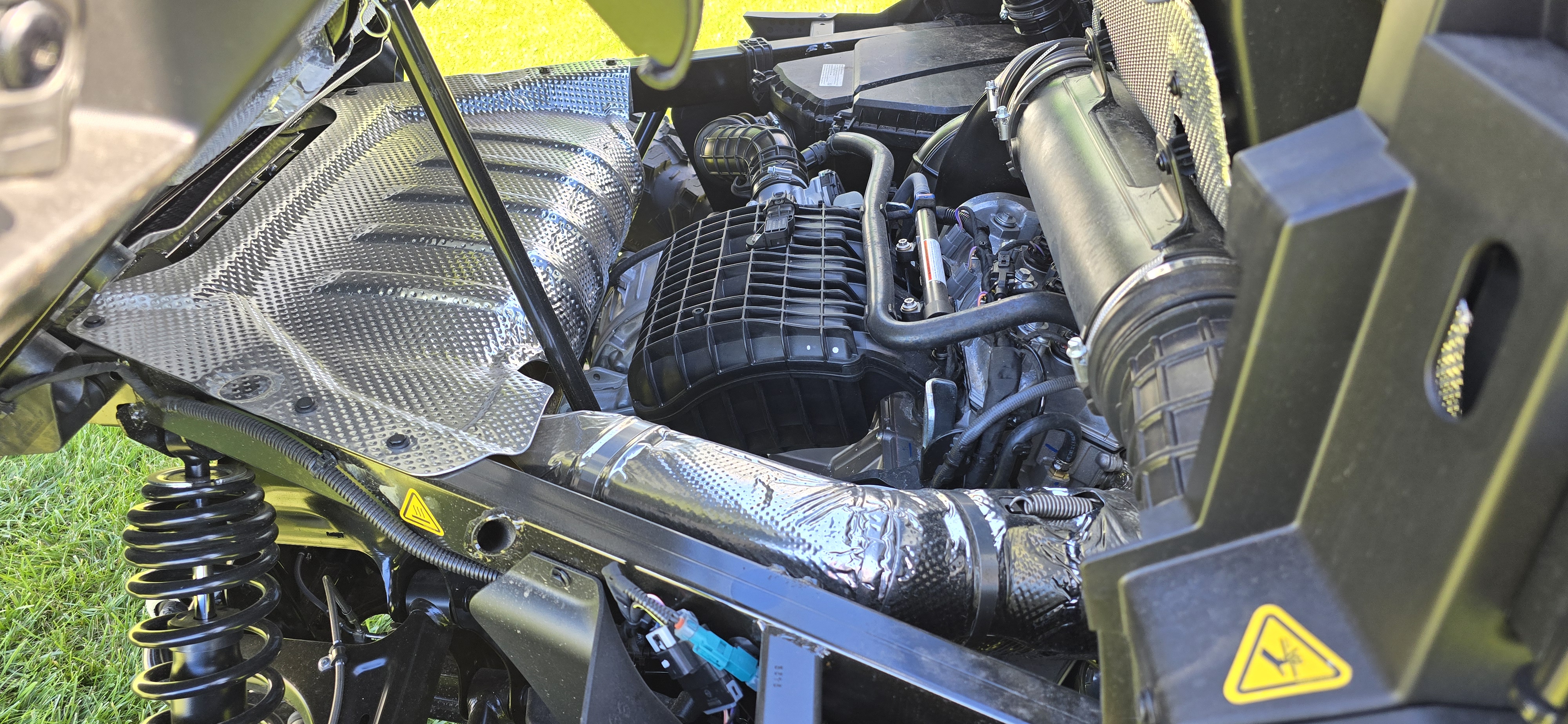 2027 Can-Am Defender Limited HD11 UTILITY