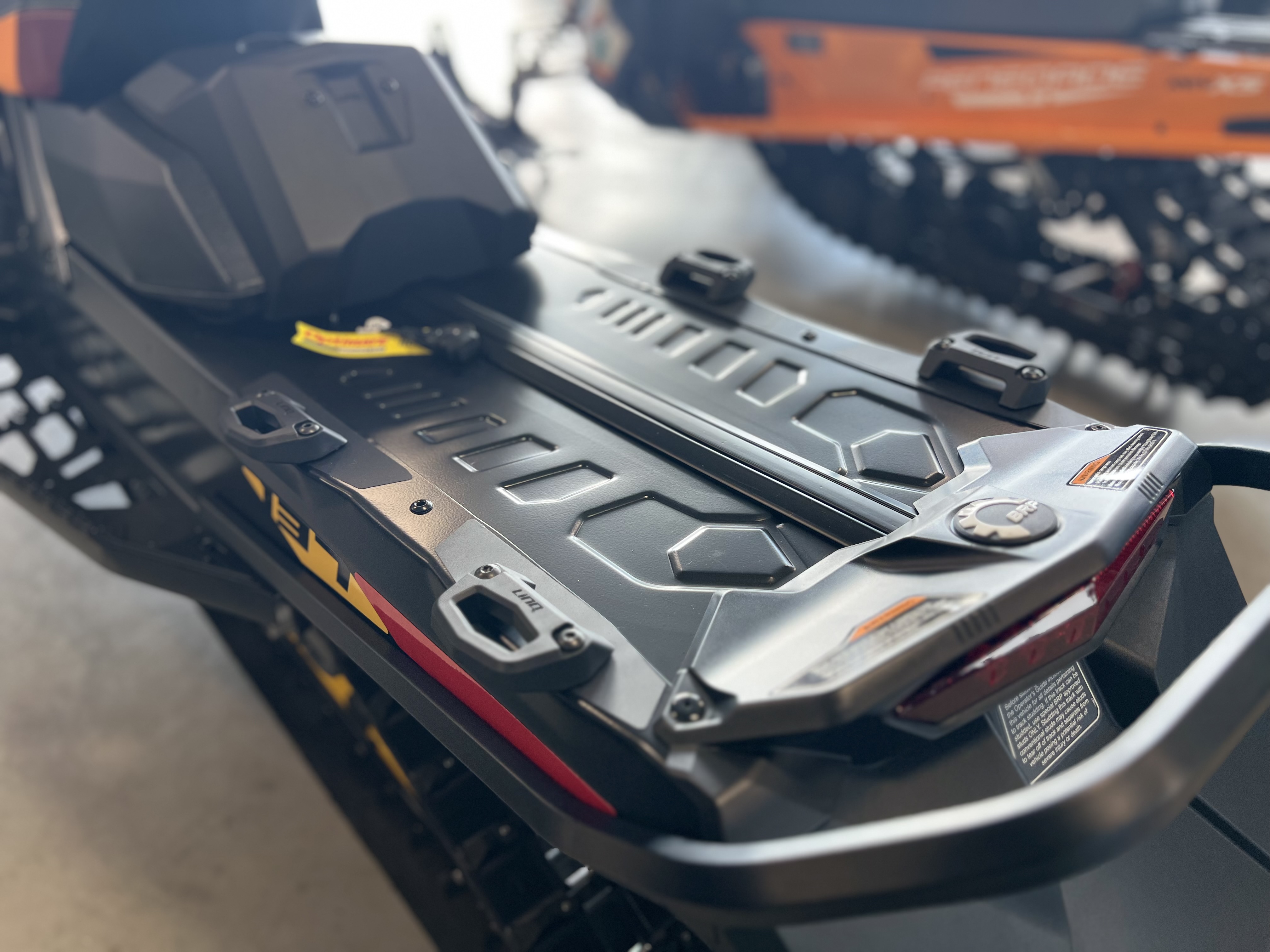 2027 Ski-Doo MXZ Adrenaline with Blizzard Package 137 600RR E-TEC Ice Ripper XT 1.25 in SNOWMOBILE